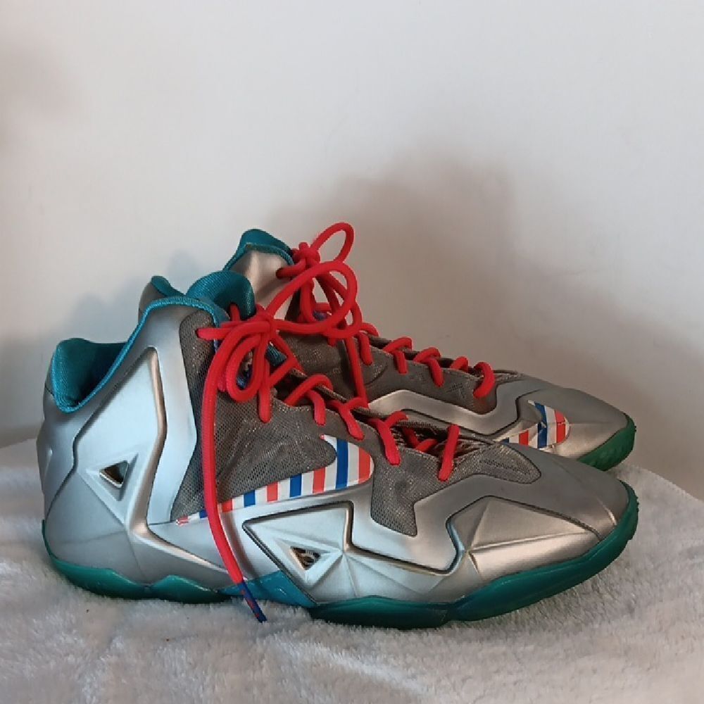 Nike Lebron 11 "Barbershop" Boys Athletic Shoes